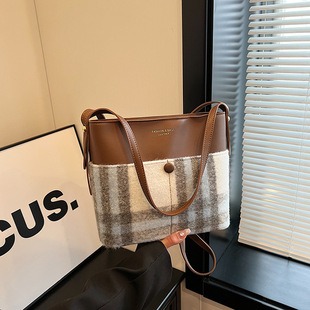 M14513 20x10x30cm High Quality Bags