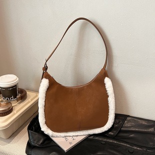 443497 CM 4 High-Quality Bags