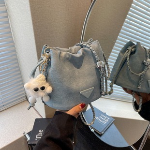 M44738 S1 25x19x7cm High Quality Bags