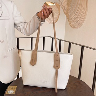 M13866 25x15x11cm High Quality Bags