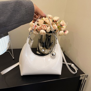 675799 High-Quality Bags