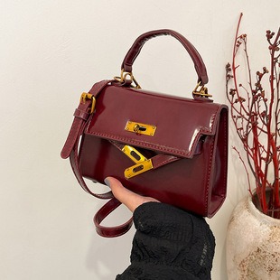 775097 High-Quality Bags