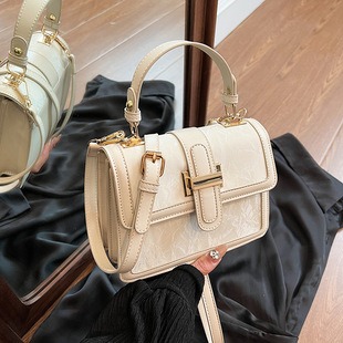 772184 High-Quality Bags