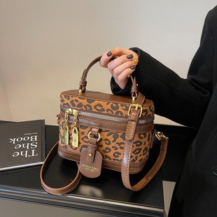 M45607 35x28x15cm High Quality Bags