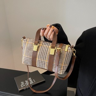 M20982 22.5x17x5.5cm High Quality Bags