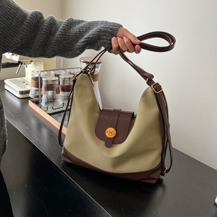 833665 CM 1 High-Quality Bags