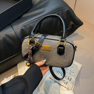 674096 CM 1 High-Quality Bags