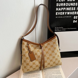 M46610 27x22x10.5cm High Quality Bags