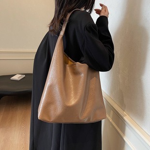 700733 High-Quality Bags