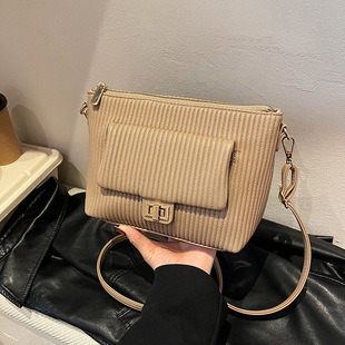 M47195 threepiece set 25x20x5.5cm High Quality Bags