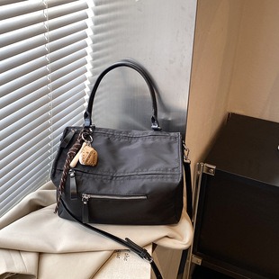 M24846 23x13x6cm High Quality Bags