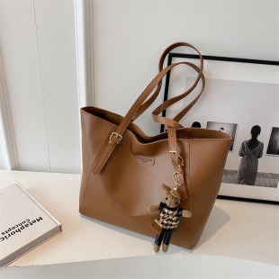 M24639 Black 27x19x9cm High Quality Bags