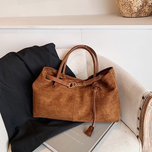 M24605 18x12.5x11cm High Quality Bags