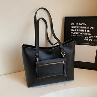 M12863 Embossed Red 28x15x16.5cm High Quality Bags